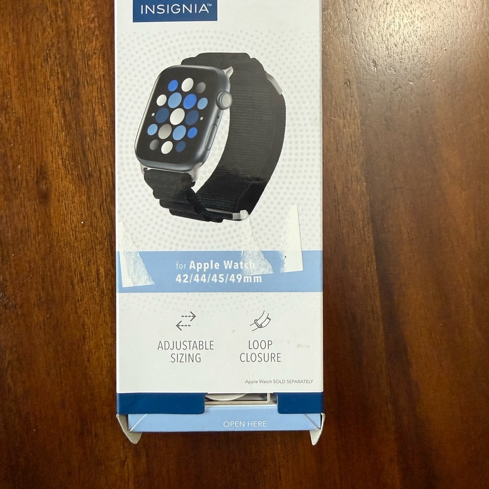 Insignia Black Loop Closure Smartwatch Band for Apple Watch